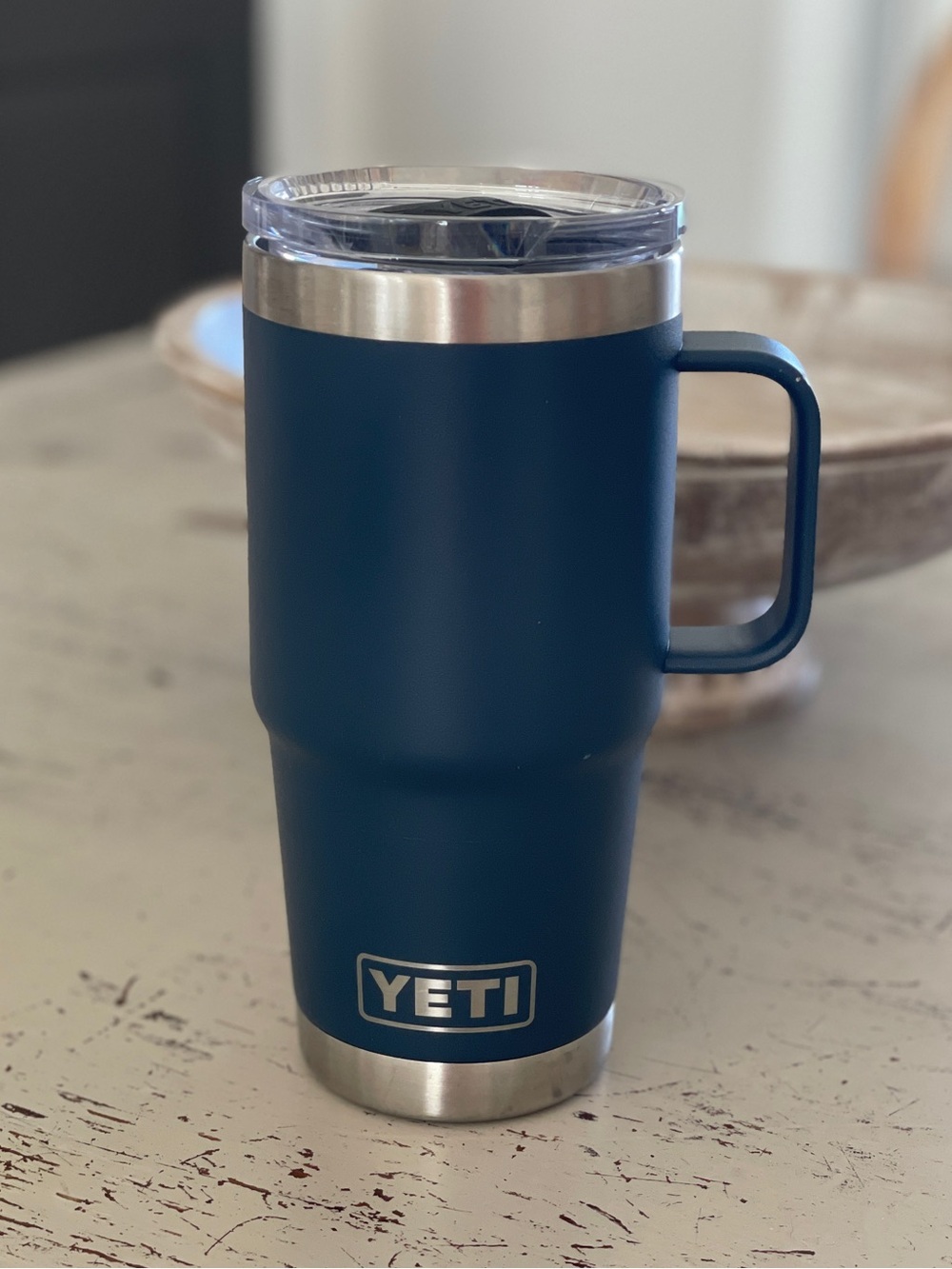 Yeti 20oz Rambler Travel Mug with Stronghold Lid